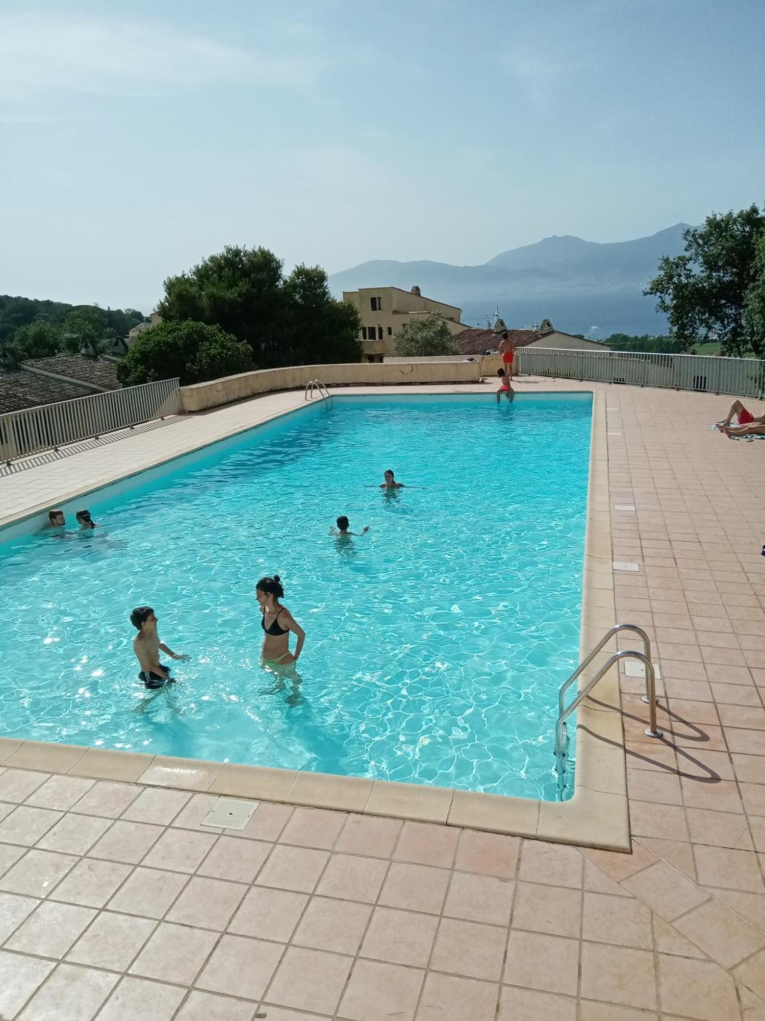 Appart 5 Personnes A Porticcio Avec 2 Piscines Materiel Enfant ,Bebe Clim Exteriör bild